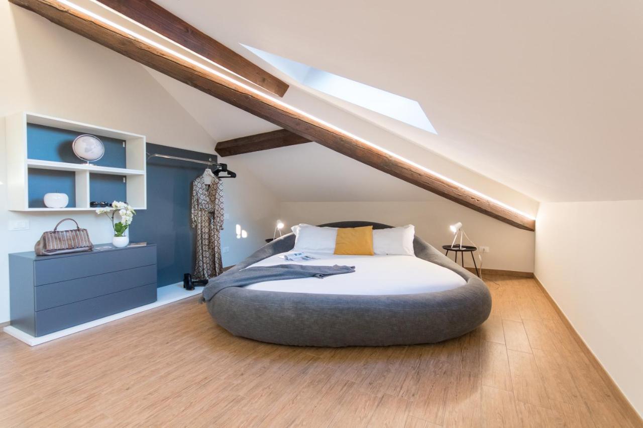 Aqualago Casa Vacanze Suite Verbania Kültér fotó