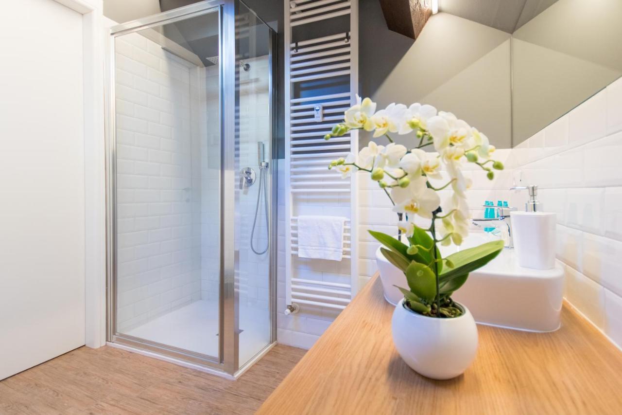 Aqualago Casa Vacanze Suite Verbania Kültér fotó