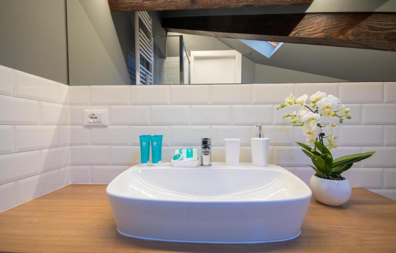 Aqualago Casa Vacanze Suite Verbania Kültér fotó