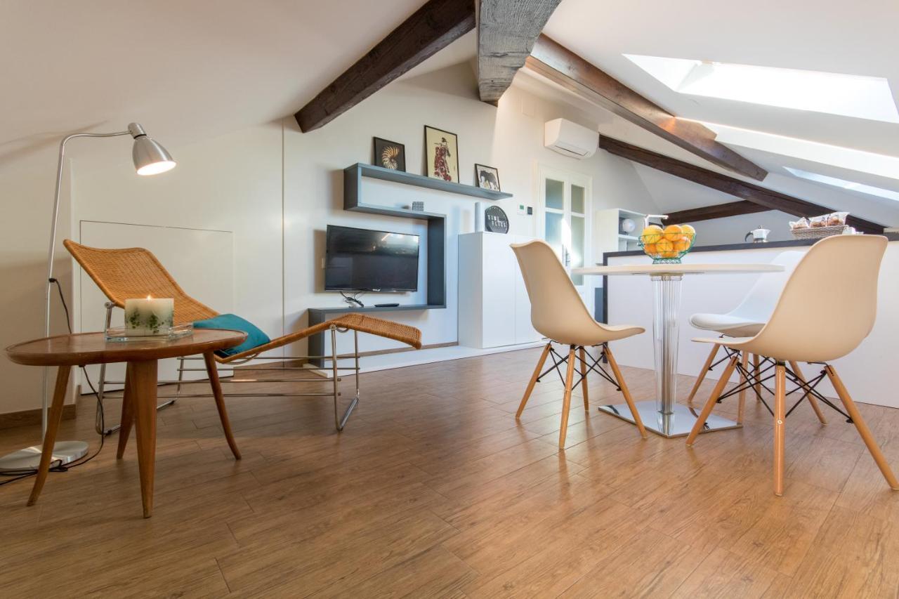 Aqualago Casa Vacanze Suite Verbania Kültér fotó
